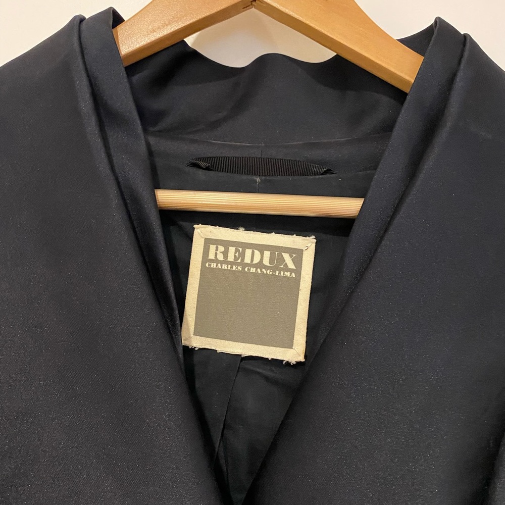 Redux Charles Chang Lima Suit - image 2